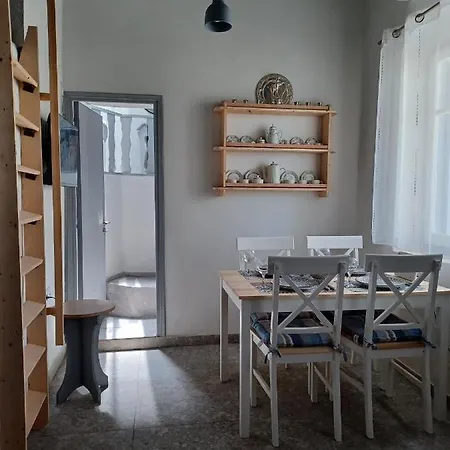 Traditional House In The Heart Of Naxos Сasa de vacaciones Dhamarionas
