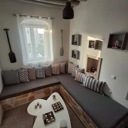 Traditional House In The Heart Of Naxos Holiday home *